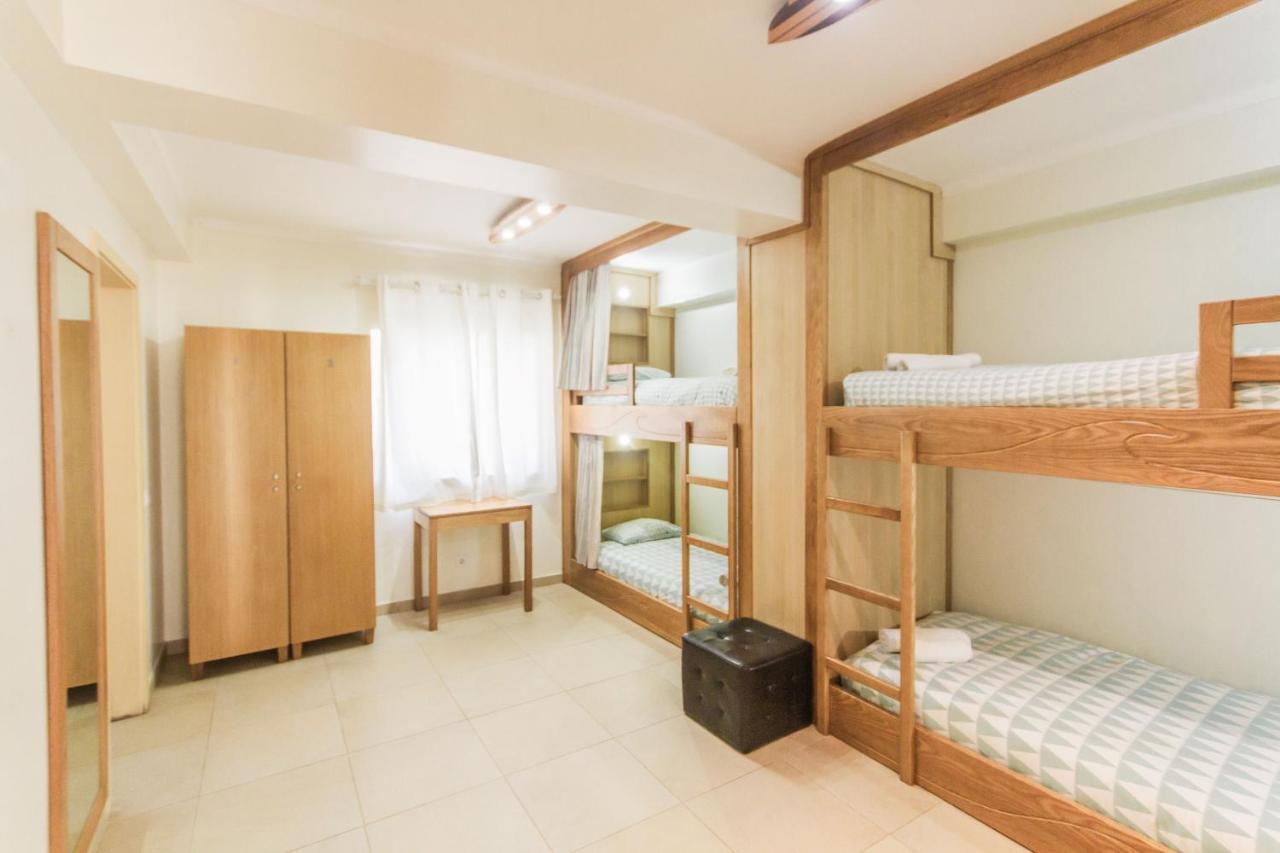 בליאל Peniche Surfcamp Hostel מראה חיצוני תמונה