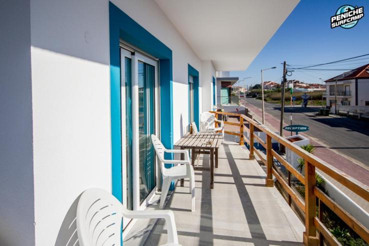 בליאל Peniche Surfcamp Hostel מראה חיצוני תמונה